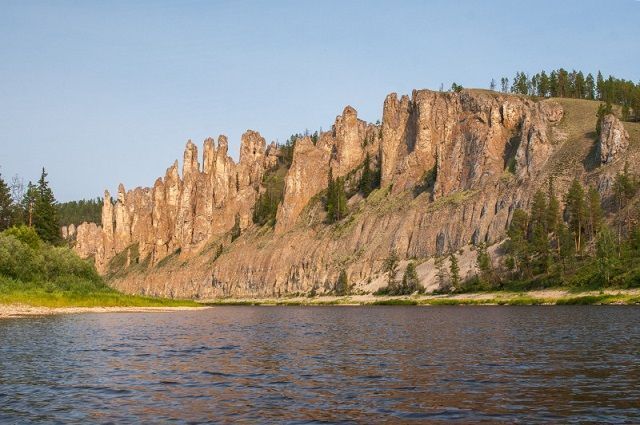 Лучшим туристическим маршрутом страны назван тур по реке Синяя в Якутии