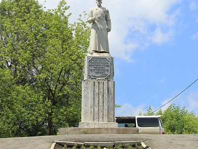 Памятник С.Г. Лазо /  / Приморский край