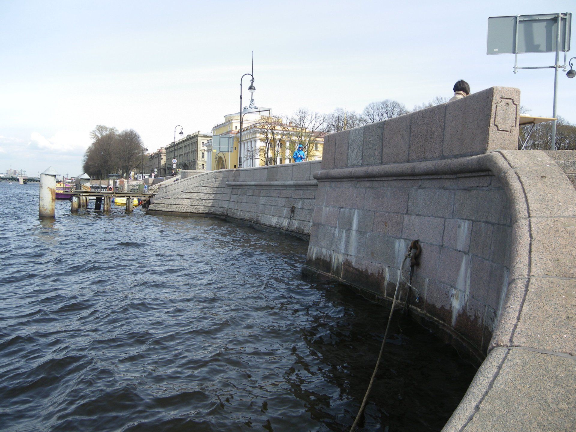 Устой береговой Исаакиевского наплавного моста с лестничными спусками /  Город Санкт-Петербург | Памятники истории и культуры | ИнфоТаймс /  www.infotimes.ru