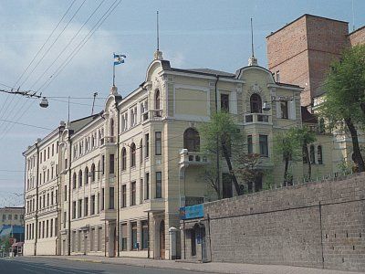 Дом, в котором в 1903-1905 гг. жила известная революционерка  Л.А. Волкенштейн /  / Приморский край