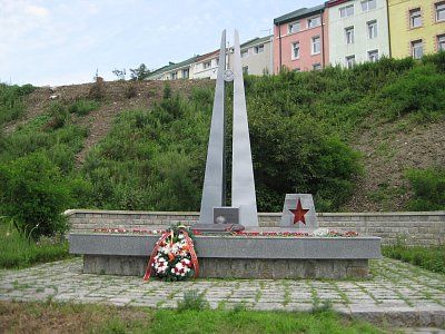 Братская могила младшего командира Миронова и бойцов Красной Армии, погибших в 1938 г. в боях у озера Хасан /  / Приморский край