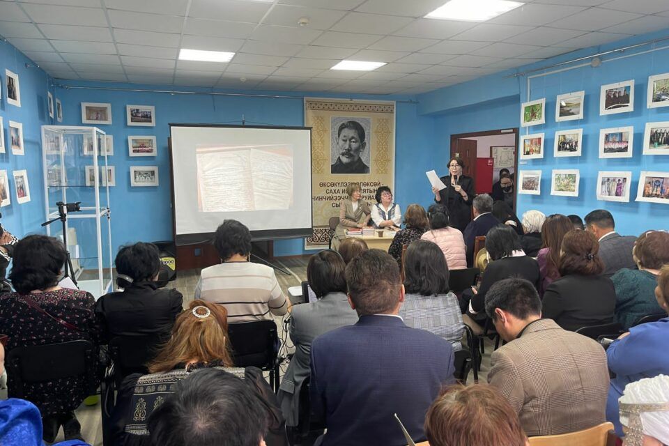 Письмо якутской интеллигенции обсудили в Хангаласском районе