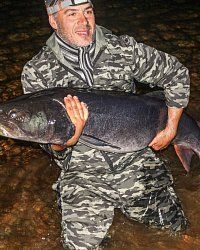 Рыбалка на трофейного тайменя на реке Учур