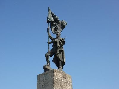 Памятник героям боев у озера Хасан в 1938 г. /  / Приморский край