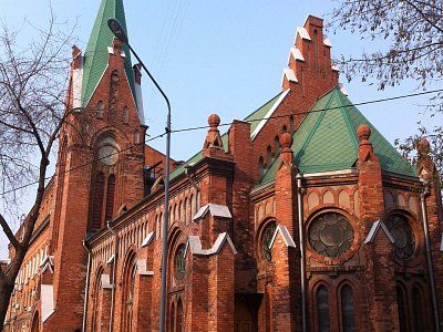 Здание бывшей лютеранской церкви святого Павла (ныне - Исторический музей ТОФ) /  / Приморский край