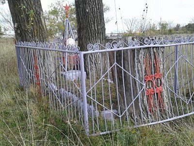 Памятник сержанту Яковлеву /  / Приморский край