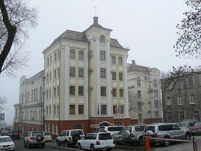 Дом, в котором в 1919-1925 гг. жил известный исследователь края  Арсеньев В.К. /  / Приморский край