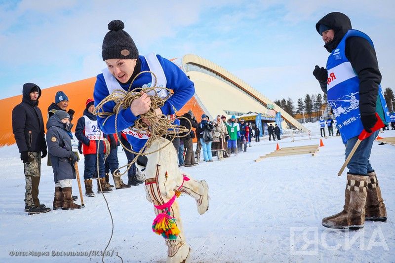 Фоторепортаж: яркие моменты первого дня чемпионата по оленеводству в Якутии
