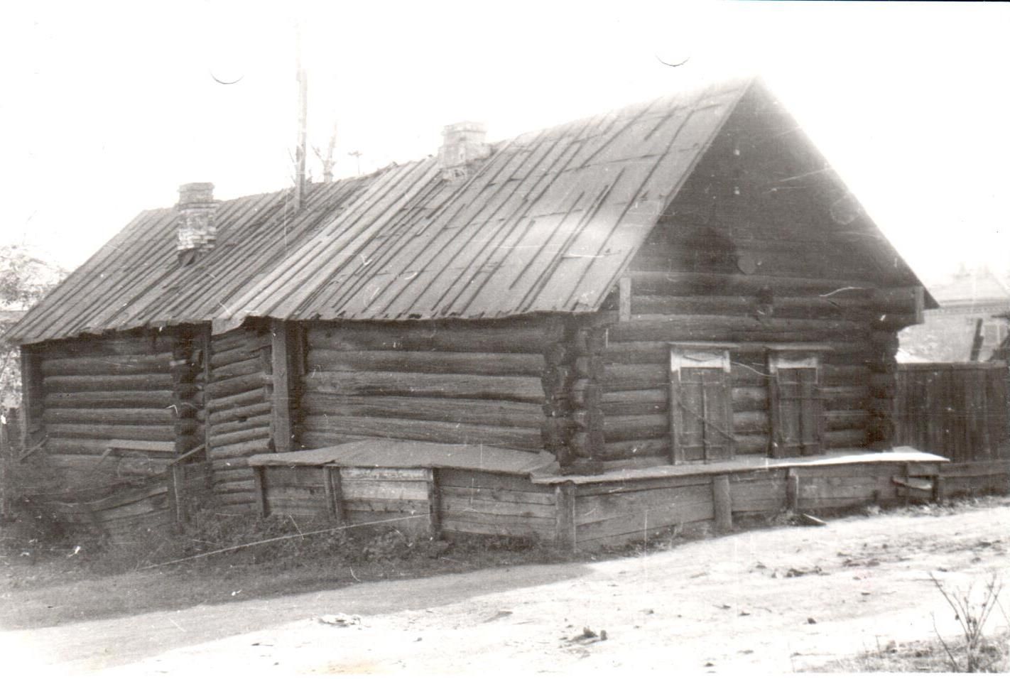 Дом, где в 1935 г. родился и провел детские годы художник А.И. Корзухин /  Свердловская область | Памятники истории и культуры | ИнфоТаймс /  www.infotimes.ru