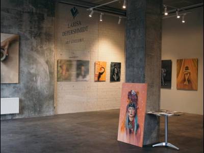 Larisa Depershmidt art gallery