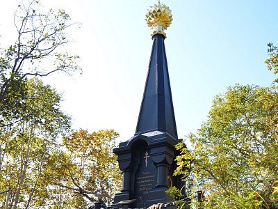 Памятник "Слава", сооруженный в честь успешной обороны г. Петропавловска от нападения англо-французской эскадры в 1854 г. /  / Камчатский край