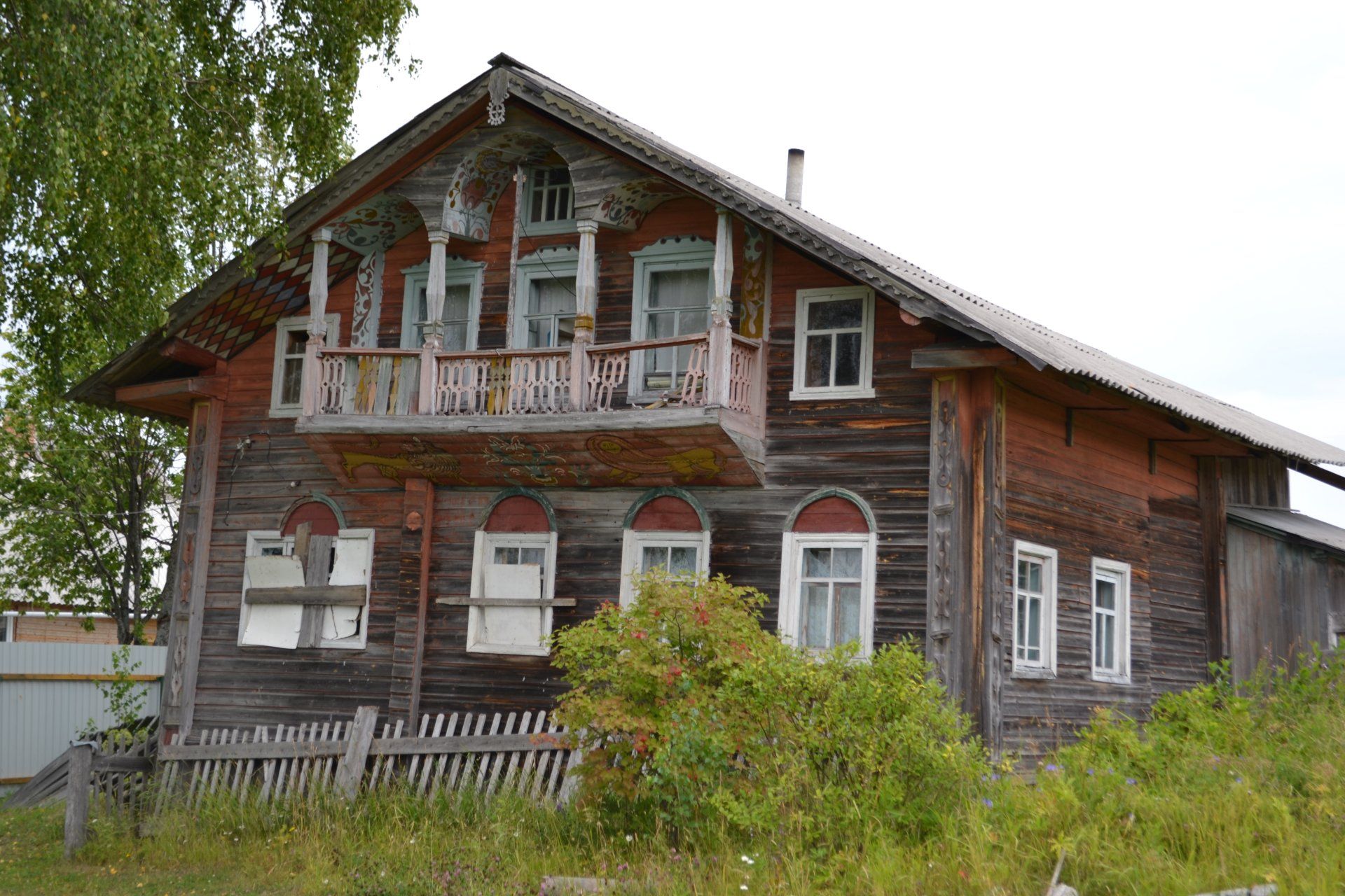 Авито архангельская область. Расписной дом н Корнилова. Село Вознесенское Архангельская область Верхнетоемский район. Осяткино Архангельская область Верхнетоемский район. Деревня Корниловская Верхнетоемский район.