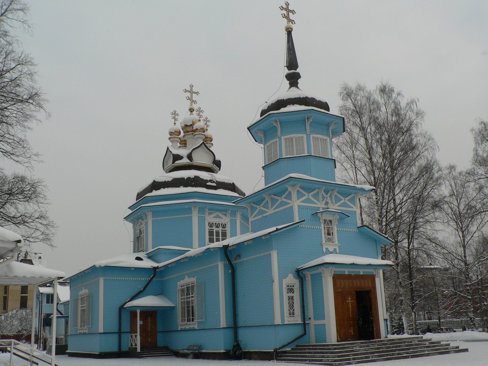 Храм солунского. Храм Дмитрия Солунского СПБ В Коломягах. Храм Святого великомученика Димитрия Солунского. Церковь на Удельной Дмитрия Солунского. Храм Димитрий Солунский Петербург.