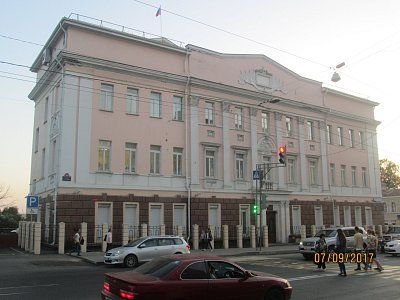 Здание бывшего городского комитета КПСС /  / Приморский край