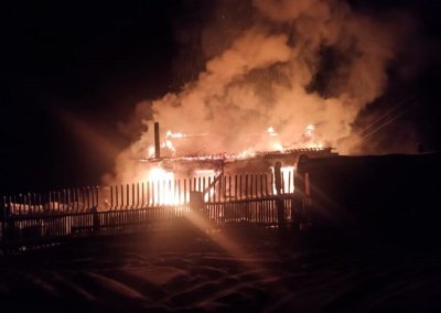 В городе Удачный Мирнинского района Якутии на пожаре в гараже погиб мужчина