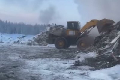 В Сунтарском районе Якутии начали расчистку мусорного полигона