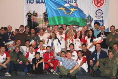 «Со спортом по жизни!» - таков девиз абсолютного чемпиона Москвы по мас-рестлингу 2014 года Романа Искендерова.