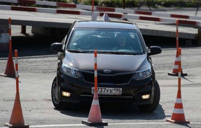 В теоретической части экзамена на права могут появиться вопросы об экстремальном вождении / ЯСИА   