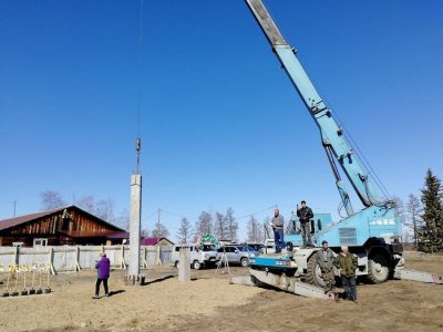 В Вилюйском улусе установили первую сваю будущего психоневрологического интерната имени Кэт Марсден / ЯСИА  Вилюйский Москва