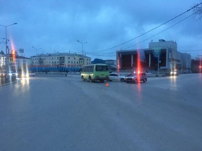 В Якутске в результате ДТП пострадала пассажирка автобуса