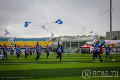 В Якутске провели «цифровую» зарядку и запустили в небо 22 воздушных змея / Артемий Грошев Якутск Якутск Республика Саха (Якутия)