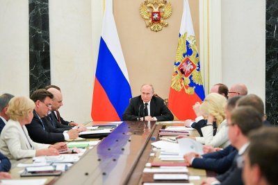 Путин: За пару лет нужно избавиться от позора с «обманутыми дольщиками»