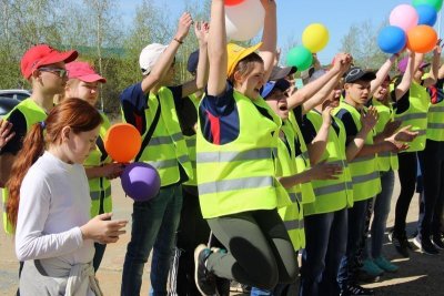 В Мирном открылся первый в республике трудовой лагерь для детей-инвалидов