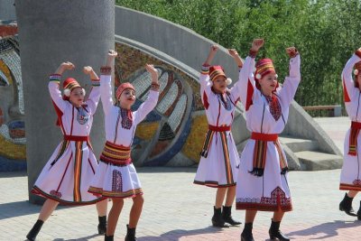 В Мирном отметили мордовский праздник / ЯСИА   Мирнинский