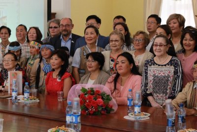 Книгу о традициях и истории эвенков Жиганского района издали в Якутии