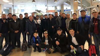 Внушительная поддержка. Сотни якутян отправились на чемпионат мира в Казахстан