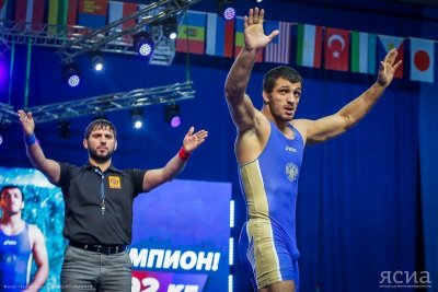 Гурам Черткоев победил в финале двукратного чемпиона Европы Анзора Уришева