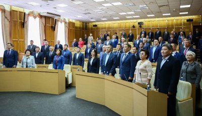 Вакансии в парламенте. Кто заменит Черноградского, Ткаченко и Сусоева в Госсобрании Якутии