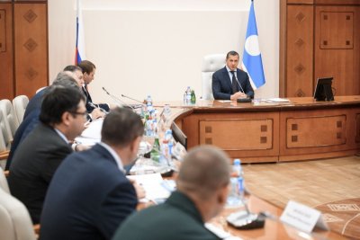 Под председательством Юрия Трутнева в Якутске началось заседание Совета ДФО / ЯСИА Якутск Якутск Республика Саха (Якутия)