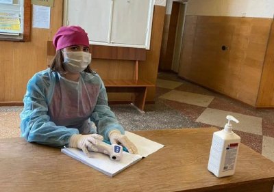 В Якутии студенты Нерюнгринского медколледжа с первых дней пандемии трудятся в «красной зоне»