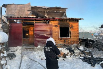 Власти Якутии выразили соболезнования родным и близким погибших при пожаре в Сунтаре