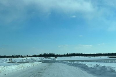 Возобновлено движение по ледовому автозимнику в Вилюйском районе Якутии