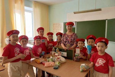 Школьники Кобяйского улуса Якутии оказали поддержку военнослужащим