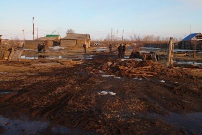 В Олекминском районе Якутии пьяный тракторист проехал по лежащему человеку