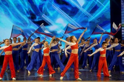 В Доме дружбы народов состоялся праздничный концерт в честь ансамбля эстрадного танца «Сюрприз»