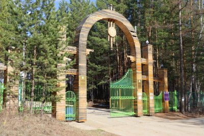 В детской оздоровительной базе «Алмаз» Ленского района идет подготовка к новому летнему сезону