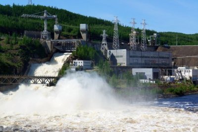 Судоходные попуски воды с Вилюйского водохранилища начнут в Якутии / Виктория Сергеева  Вилюйский Республика Саха (Якутия)