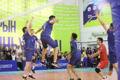 Определились финалисты VIII Игр народов Якутии по волейболу среди мужчин