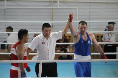 Ньургун Сергин завоевал первое место в вольной борьбе