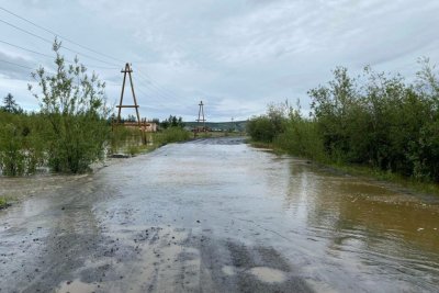 В селе Бетенкес Верхоянского района уровень воды превысил критическую отметку /   Верхоянский 