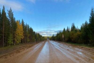 В Якутии выровняли дорогу между Ленским и Мирнинским районами