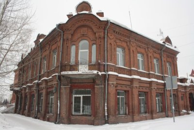 Здание, где 3 марта 1917 года состоялось первое заседание Омского Совета рабочих депутатов /  / Омская область