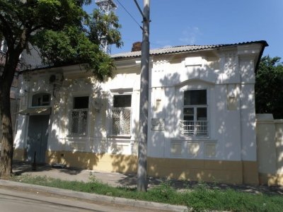 Дом С.Бароновой, в котором жил В.Черевичкин /  / Ростовская область