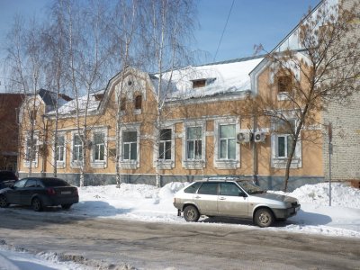 Пример провинциального административного здания с элементами "модерн" /  / Курганская область