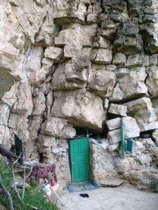 "Священная" пещера /  / Республика Дагестан