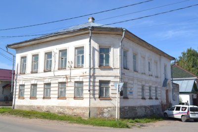 Административное здание, двухэтажное, каменное /  / Вологодская область
